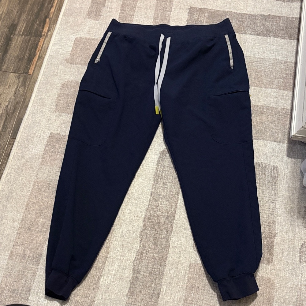 Figs Women’s Navy Muoy Jogger LIMITED EDITION